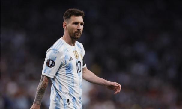 天梯全是圣骑士？炉石新版本平衡出大问题，这个卡组无敌了